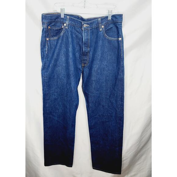 Levi's Dark Blue Button Fly 501 Straight Fit Men's Denim Jeans 38x 34 - Picture 1 of 11